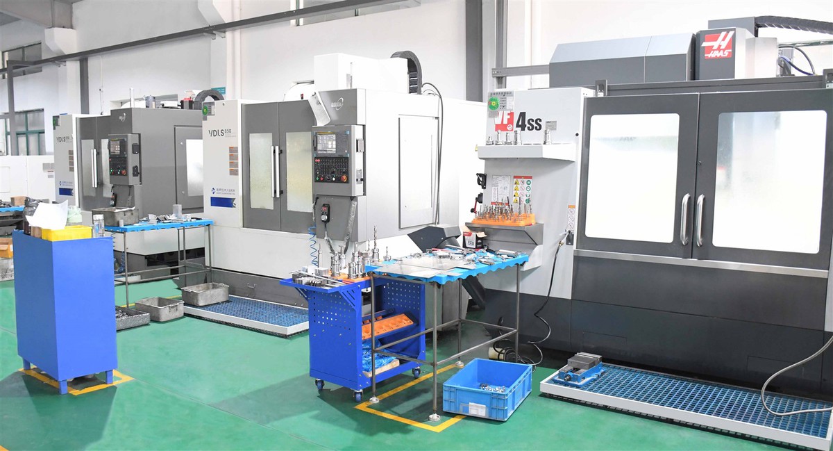 Machining center Machining center